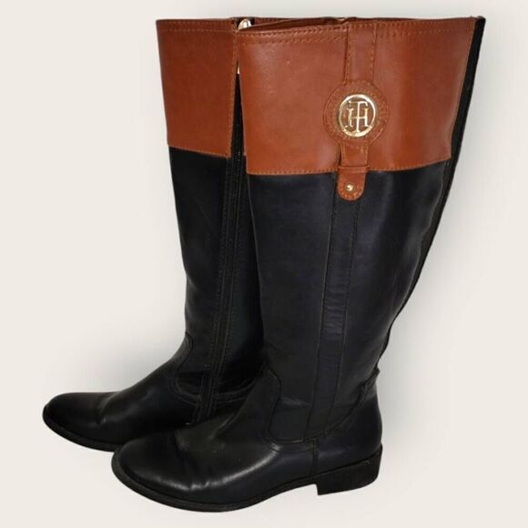 Tommy Hilfiger Womens‎ Boots Sz 8 Ilia2 Leather Almond Toe Knee High Black Logo - Picture 1 of 10